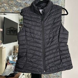 Old navy size L vest